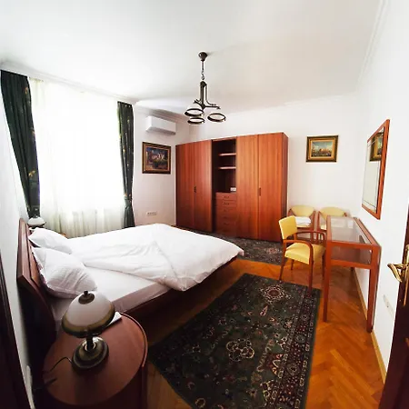 The Executive Escape Apartment *